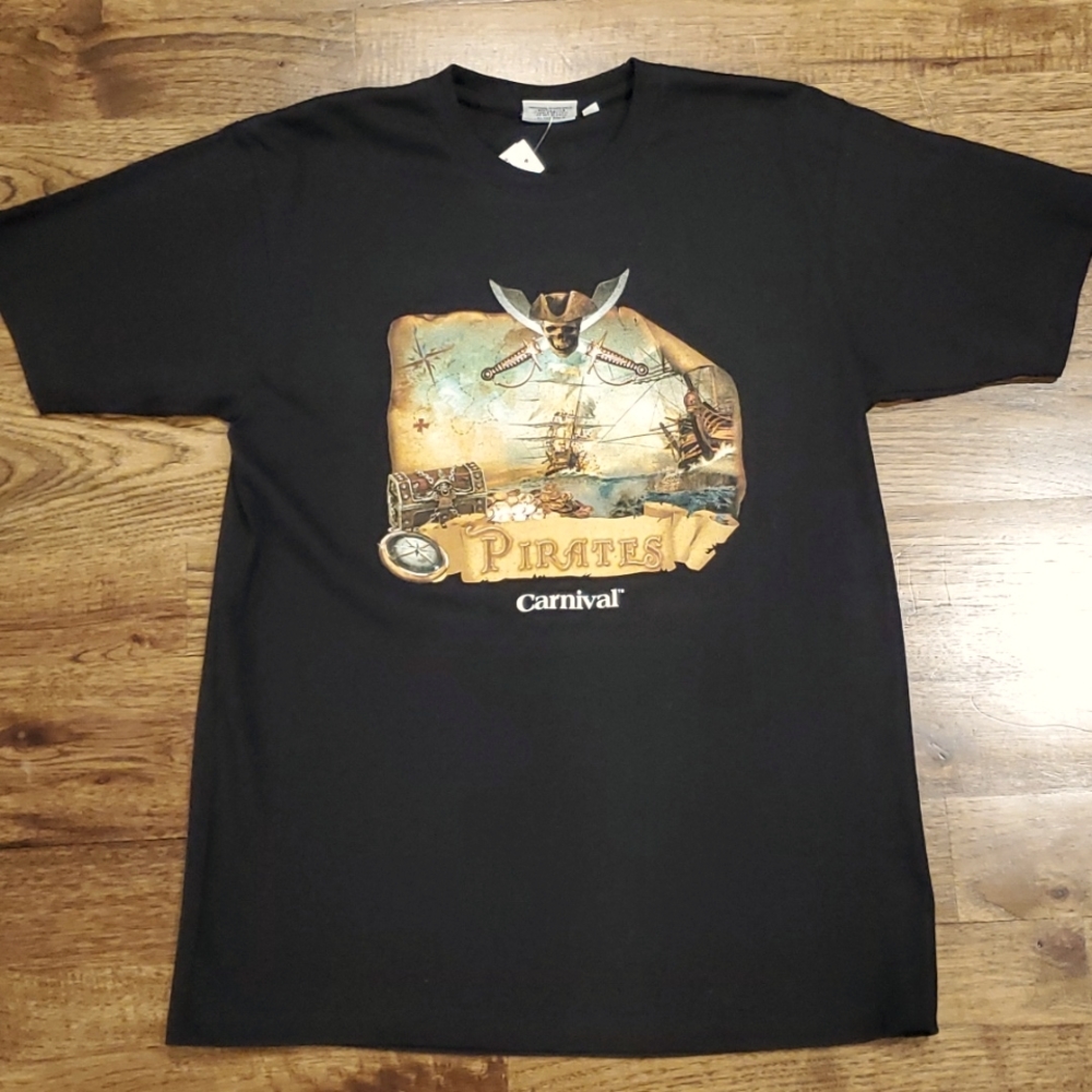 Adult unisex Carnival Cruises pirate graphic tshirt size M